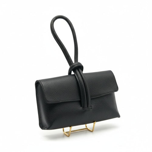 Clutch de Piel con Asa de Nudo